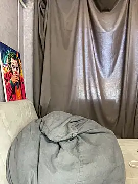 Lola Hale online show from April 2026 06:08:02 AM