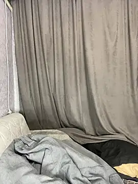 Lola Hale online show from February 2026 05:13:01 PM