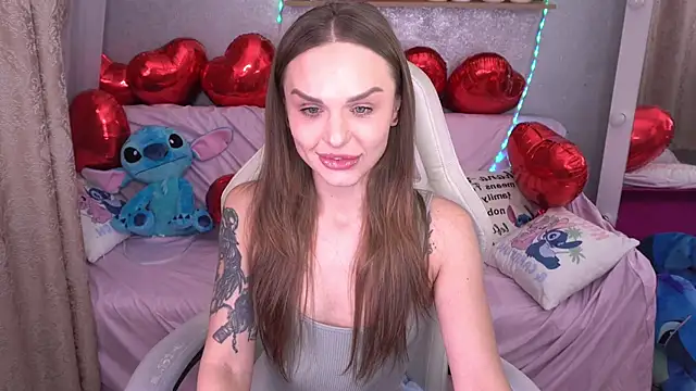 KiraGrayy online show from February 2026 02:14:01 PM