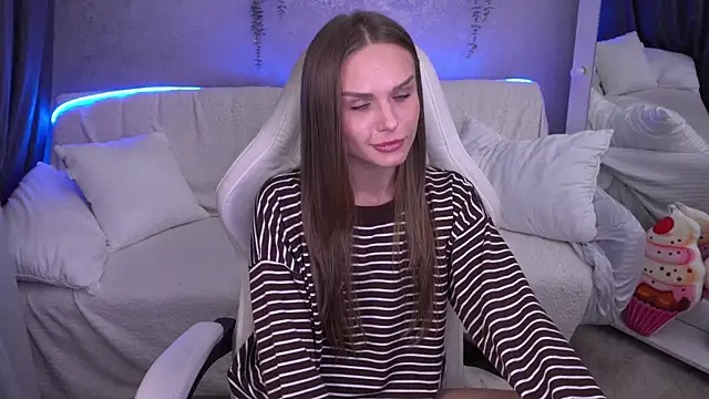 Snapshot of KiraGrayy chatting on November 2025 01:59:02 PM KiraGrayy online show from November 2025 01:59:02 PM