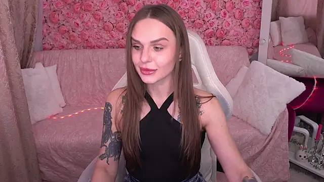 KiraGrayy online show from February 2026 01:44:01 PM