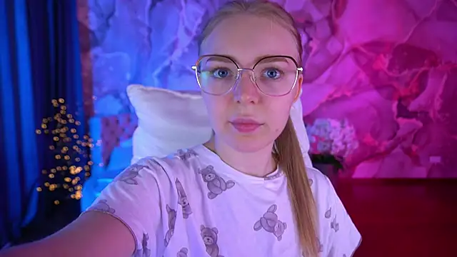 EmilySunshineS online show from September 2025 12:54:01 PM