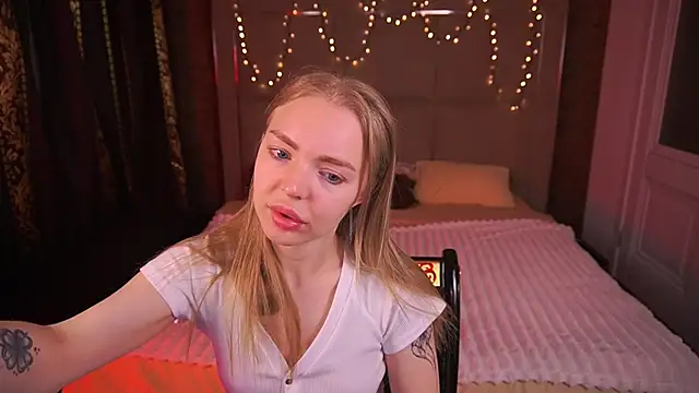 EmilySunshineS online show from June 2026 04:45:02 AM