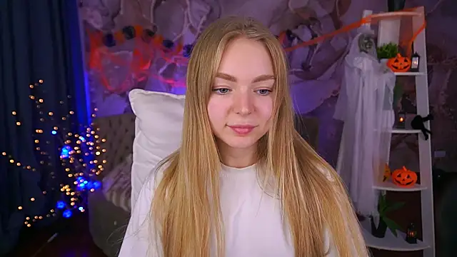 EmilySunshineS online show from November 2025 02:22:02 PM