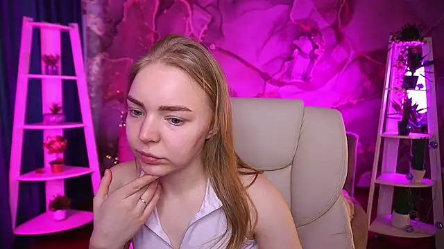 EmilySunshineS online show from March 2026 06:51:01 AM