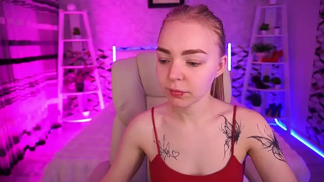 EmilySunshineS online show from May 2026 06:15:02 AM