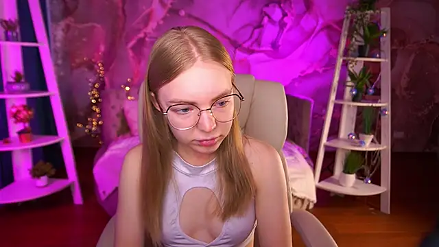 EmilySunshineS online show from March 2026 07:19:01 AM