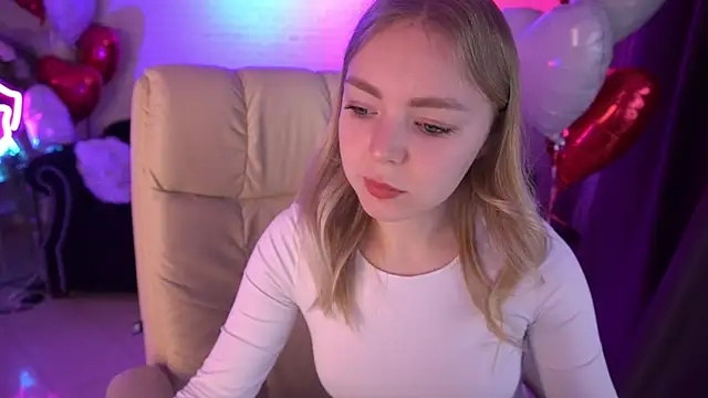 EmilySunshineS online show from February 2025 09:27:01 PM