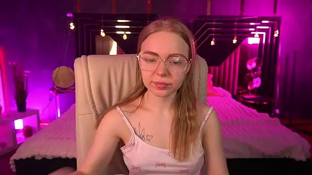 EmilySunshineS online show from March 2026 07:21:02 AM