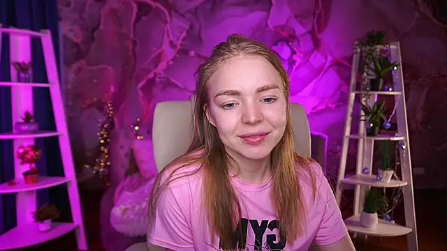 EmilySunshineS online show from February 2026 01:44:01 PM