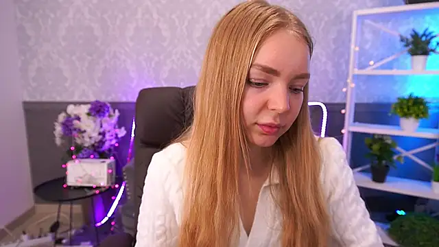 EmilySunshineS online show from November 2025 06:47:01 AM