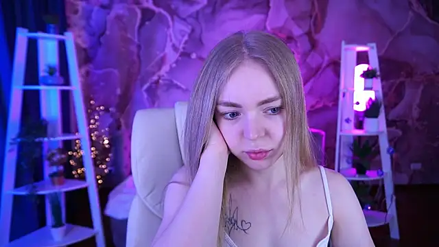 EmilySunshineS online show from February 2026 07:28:02 AM