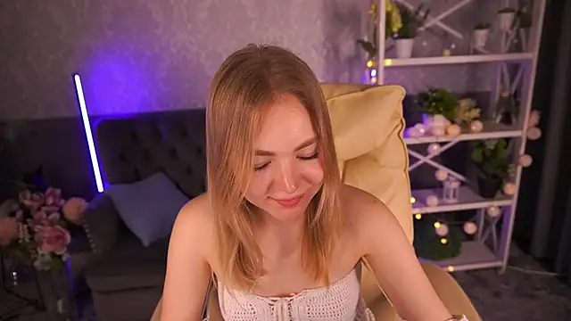 EmilySunshineS online show from March 2025 03:56:01 AM