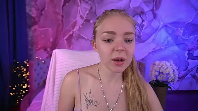 EmilySunshineS online show from October 2025 01:13:01 PM