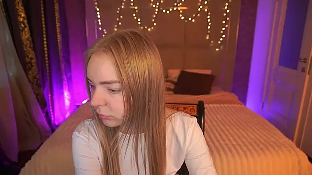 EmilySunshineS online show from May 2026 06:11:01 AM