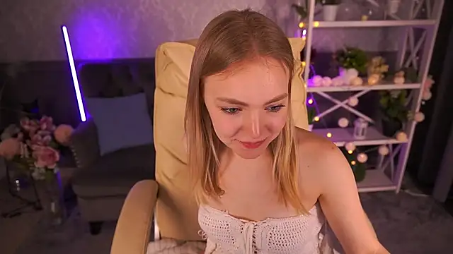 EmilySunshineS online show from March 2025 12:28:02 AM