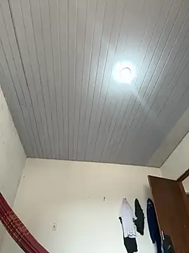 indyazinha online show from October 2025 05:03:01 PM
