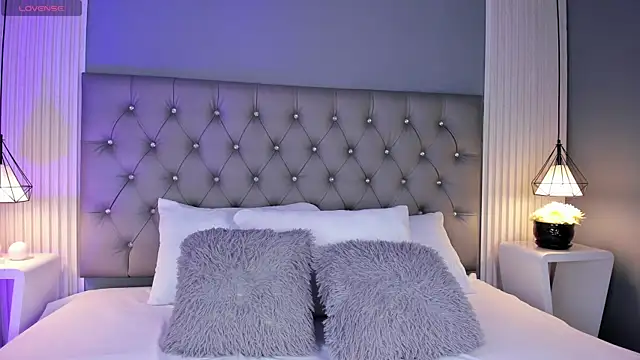 VioletthaRous online show from February 2026 10:53:02 PM