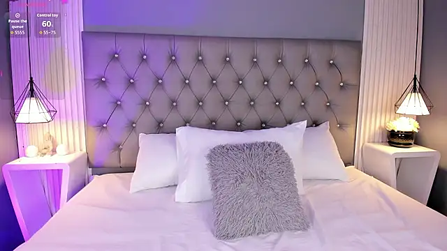 VioletthaRous online show from February 2026 11:21:02 PM