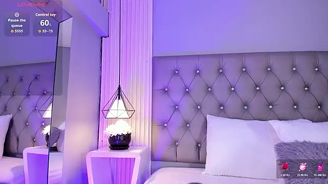 VioletthaRous online show from June 2026 11:10:02 PM
