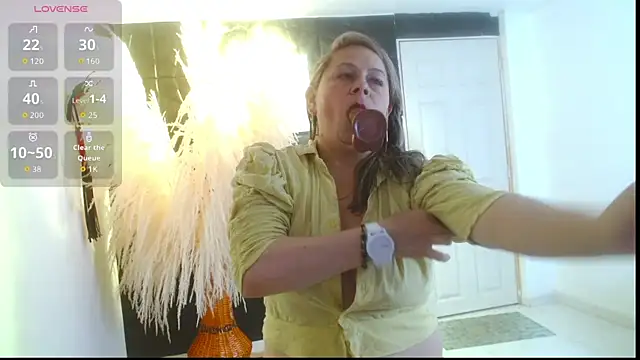 CINTHIA1609 online show from November 2025 08:24:02 PM