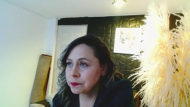 CINTHIA1609 online show from October 2025 10:55:01 PM