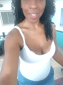 Luhma hot online show from May 2026 01:03:02 PM