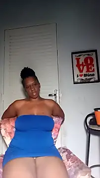 Luhma hot online show from December 2024 04:01:01 AM