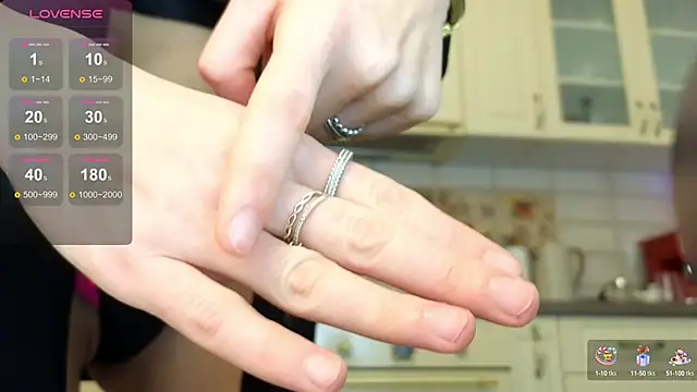 Snapshot of janecandyy_ chatting on March 2025 04:33:02 PM janecandyy online show from March 2025 04:33:02 PM