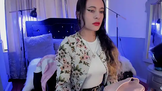 Coral Gibson online show from October 2025 12:51:01 PM