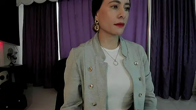 Coral Gibson online show from September 2025 12:38:02 PM