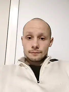 Makson2001 online show from February 2026 11:37:01 PM