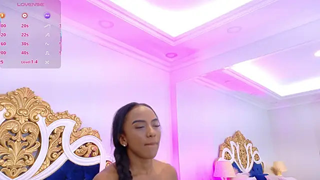 AshleyFerri online show from February 2026 12:01:02 PM