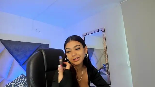 GiaFu online show from January 2026 05:49:02 PM