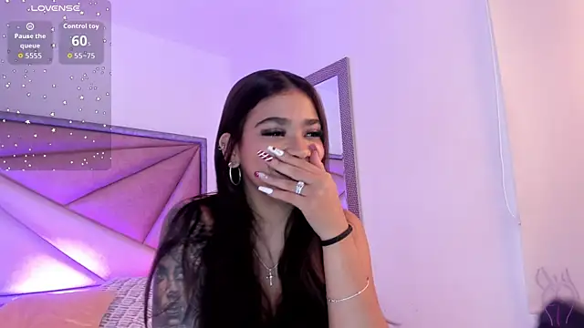 GiaFu online show from December 2025 05:47:02 PM