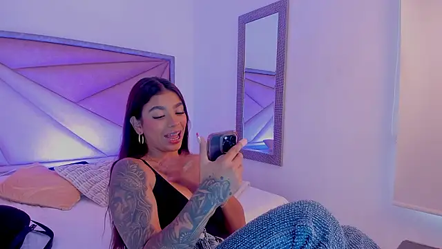 GiaFu online show from February 2026 06:08:01 PM