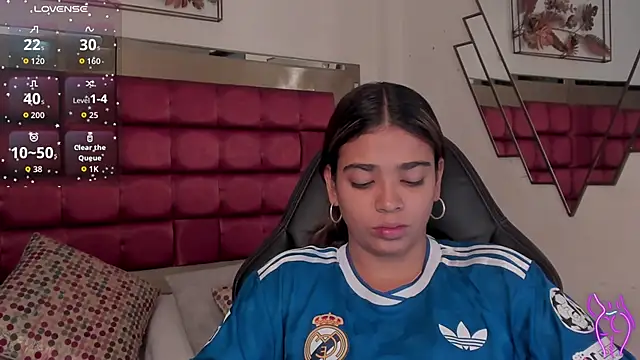 GiaFu online show from April 2026 06:10:02 PM