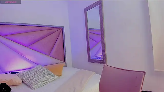 GiaFu online show from March 2026 02:17:02 PM