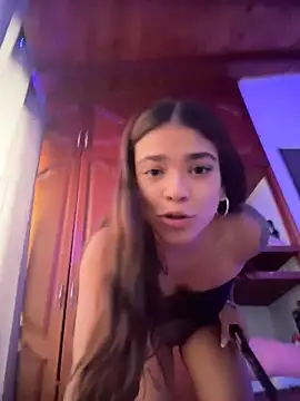 GiaFu online show from February 2026 06:18:01 PM