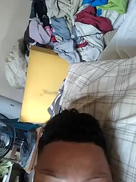 Snapshot of putoso031 chatting on March 2025 04:24:01 PM putoso031 online show from March 2025 04:24:01 PM