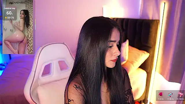 abigail adamss online show from October 2025 07:16:01 PM