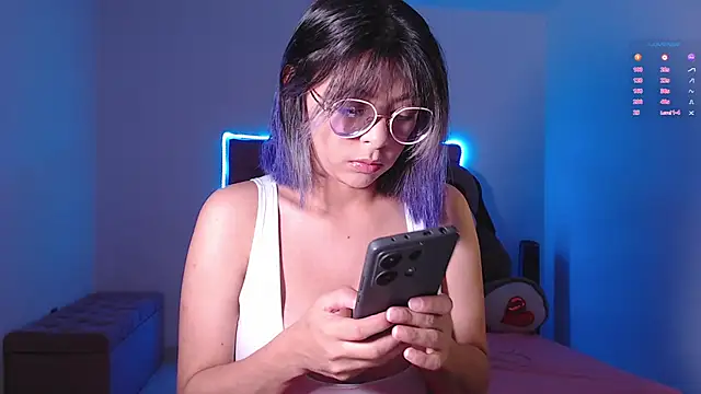 Snapshot of SMIILING_PRINCESS chatting on January 2025 03:22:01 AM SMIILING PRINCESS online show from January 2025 03:22:01 AM