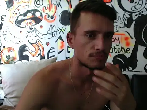 Snapshot of roystonee01 chatting on September 2025 05:30:01 PM roystonee01 online show from September 2025 05:30:01 PM