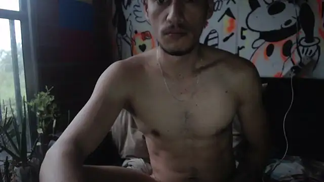 roystonee01 online show from November 2025 11:04:02 AM