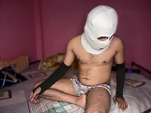 saviverma2024 online show from February 2026 05:54:02 PM