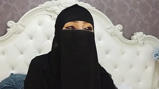 Snapshot of Hajar_Kar chatting on May 2026 06:32:01 AM Hajar Kar online show from May 2026 06:32:01 AM