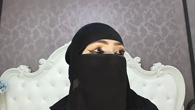 Snapshot of Hajar_Kar chatting on April 2026 06:37:02 AM Hajar Kar online show from April 2026 06:37:02 AM