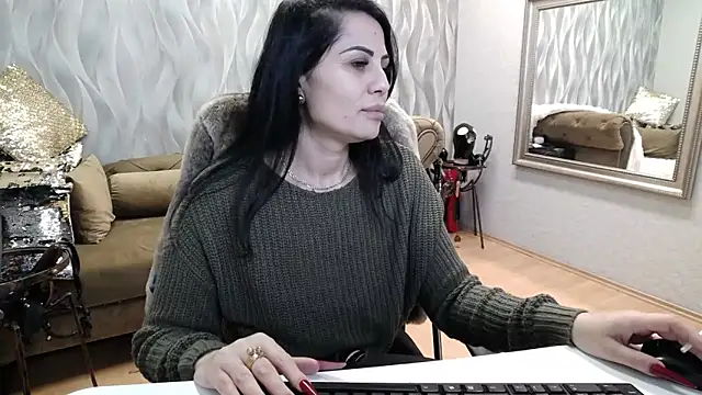 Sara Poison online show from November 2025 03:22:01 AM