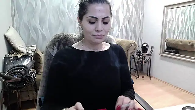 Snapshot of Sara_Poison chatting on September 2025 02:18:01 AM Sara Poison online show from September 2025 02:18:01 AM