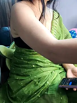 santurmom online show from December 2025 05:47:02 PM